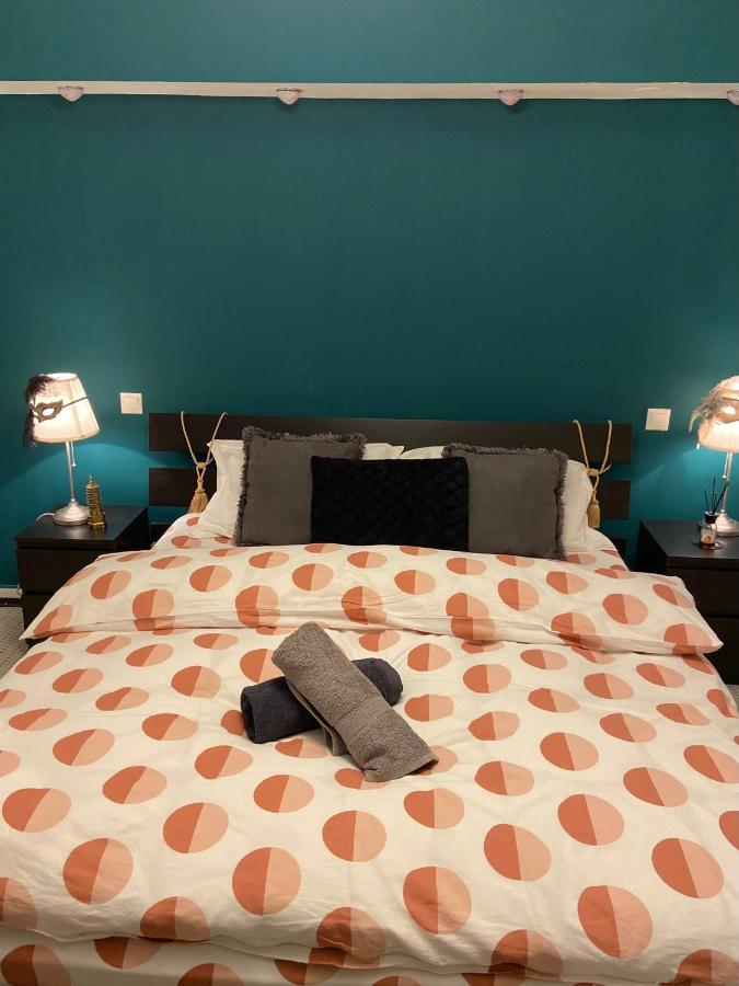 Comfy Apartment With Private Parking And Netflix Boekarest Buitenkant foto