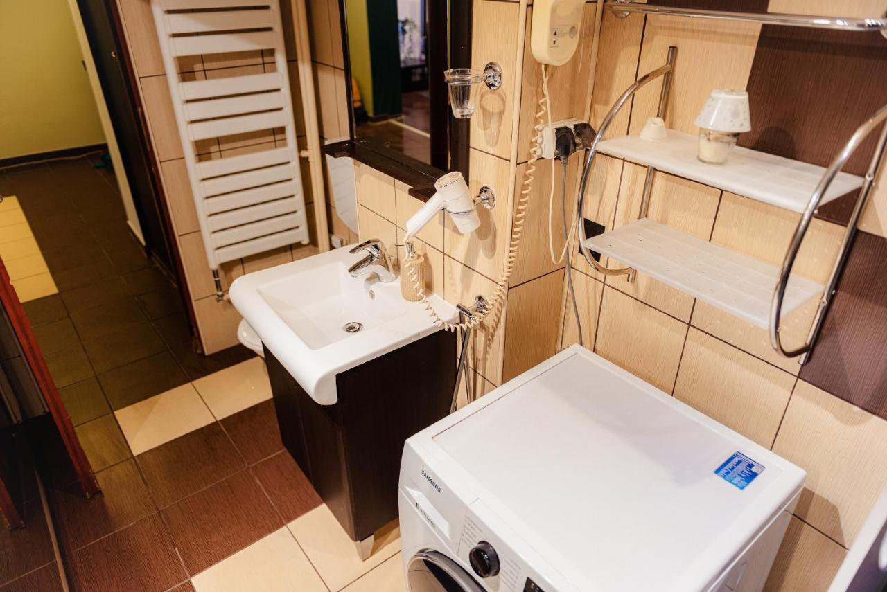 Comfy Apartment With Private Parking And Netflix Boekarest Buitenkant foto